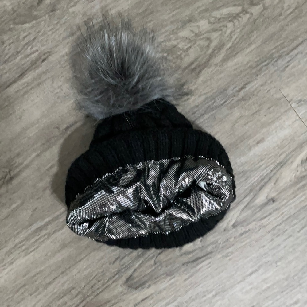 Simply Vera heat gear hat